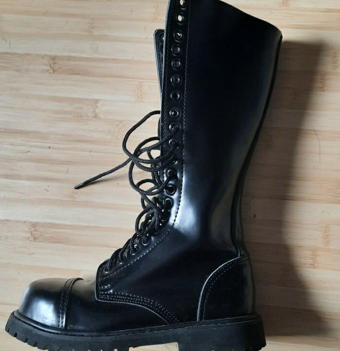 Тяжелые ботинки Knightsbridge