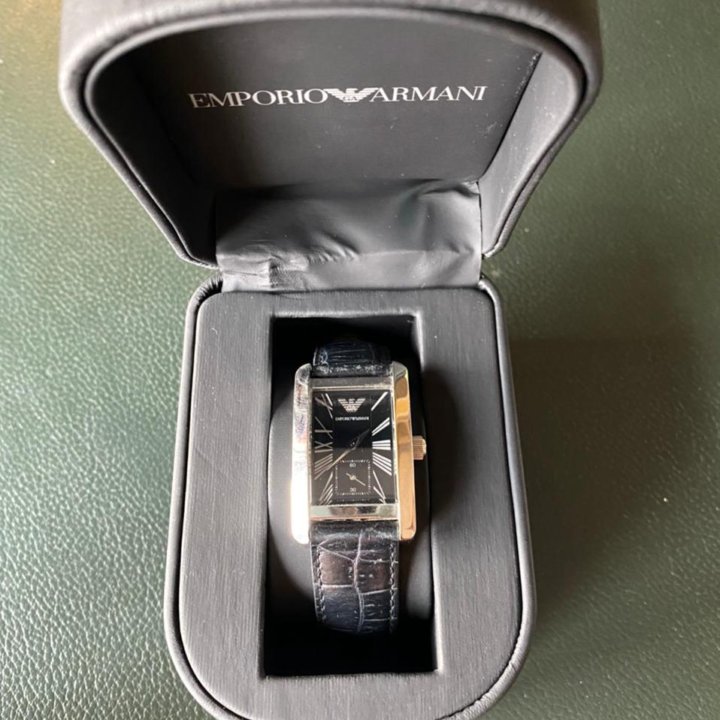 Часы Emporio Armani