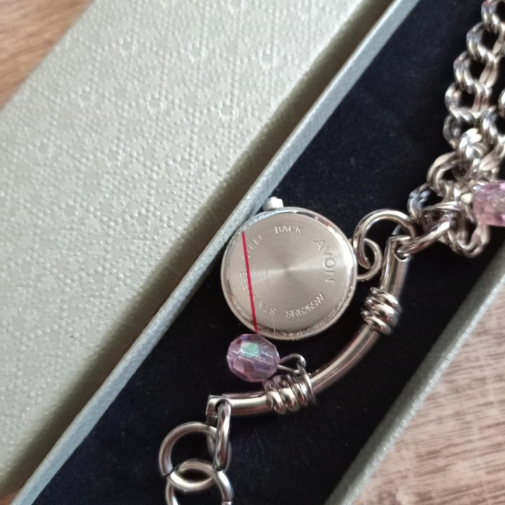 Часы-браслет