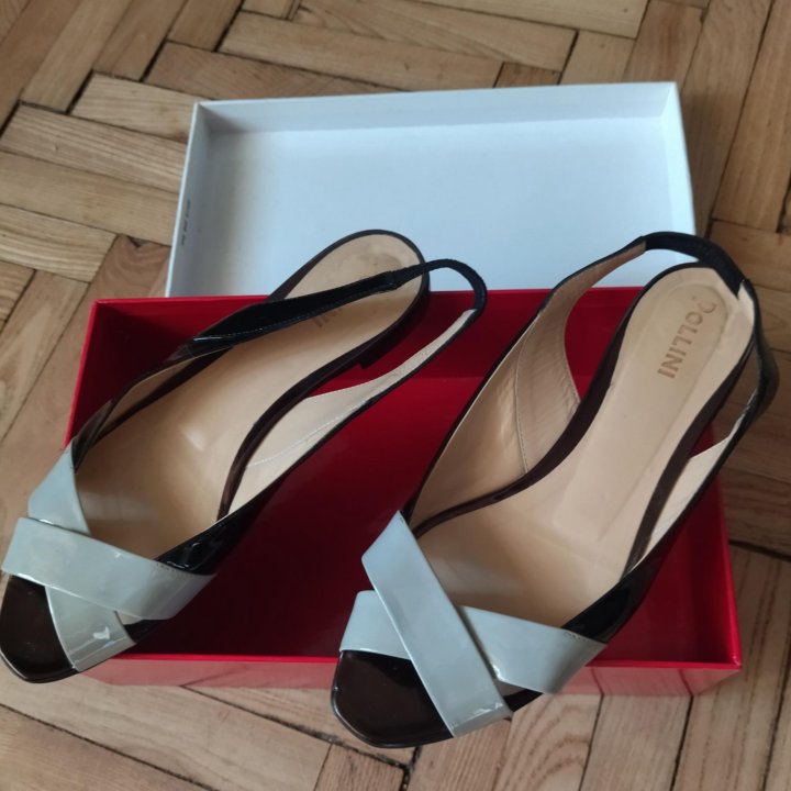 Босоножки Pollini