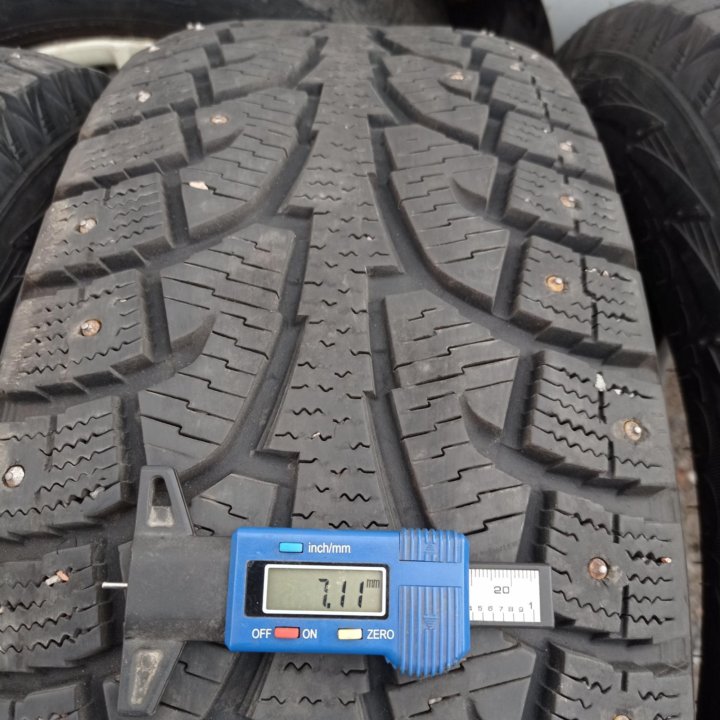 245/65 R17 Hankook Winter i*Pike RW11