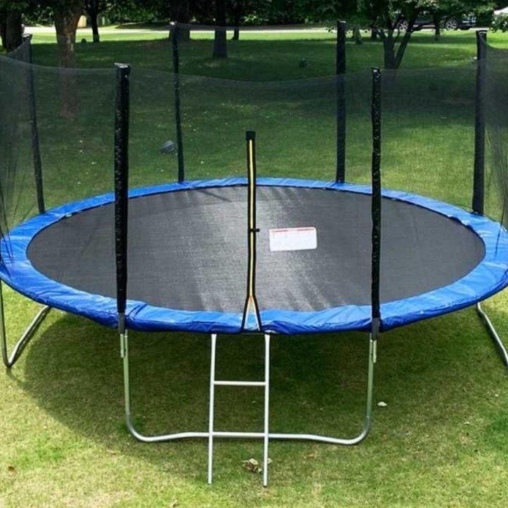 Срочно продам батут Trampolino 374 см