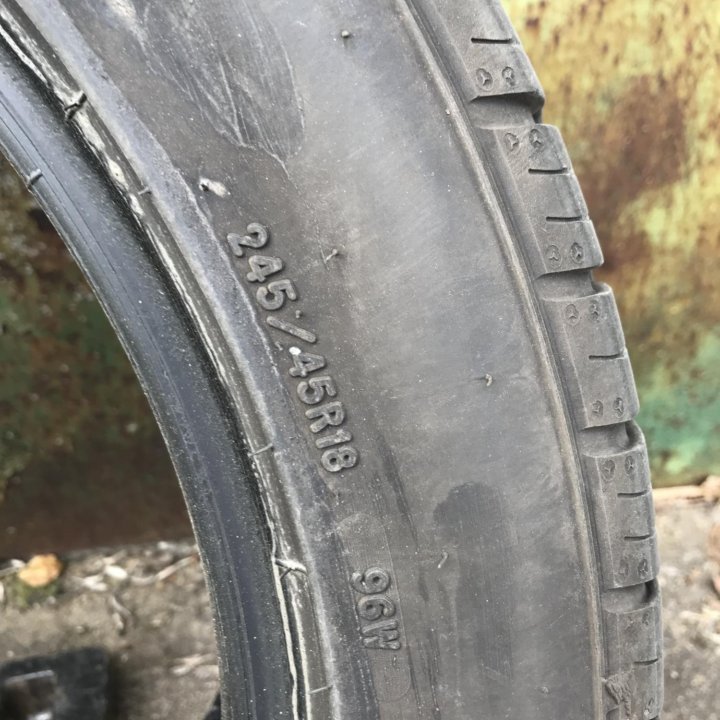 Шины летние Goodyear 245/45/18