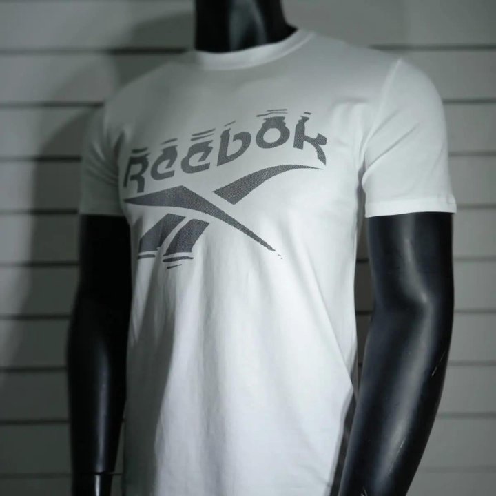 Футболка Reebok