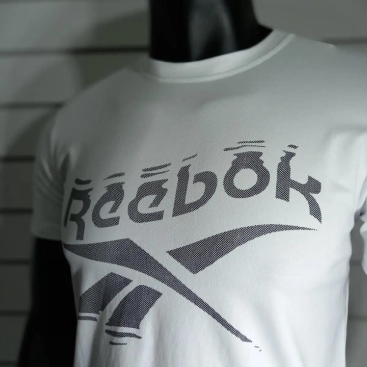 Футболка Reebok