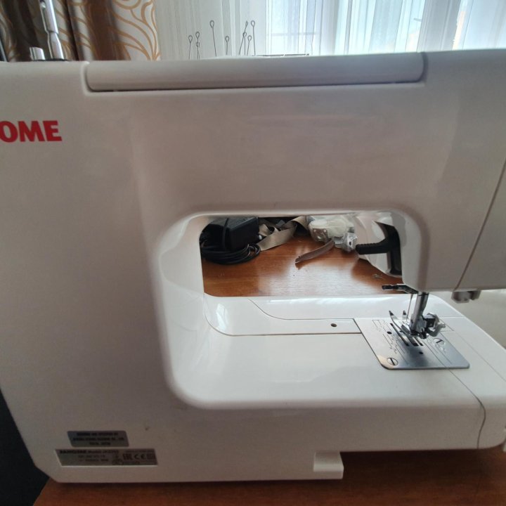 Швейная машинка Janome jk 220s