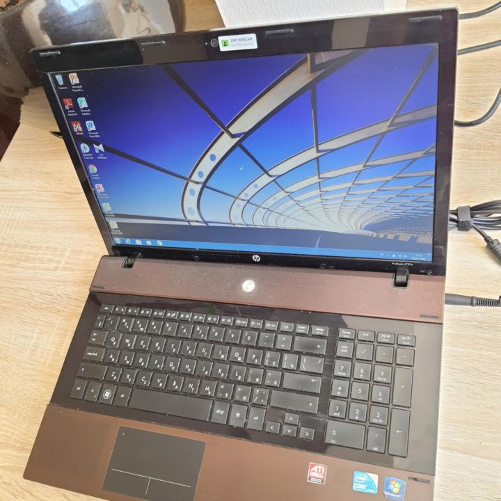 HP ProBook 4720s, core i3, 17