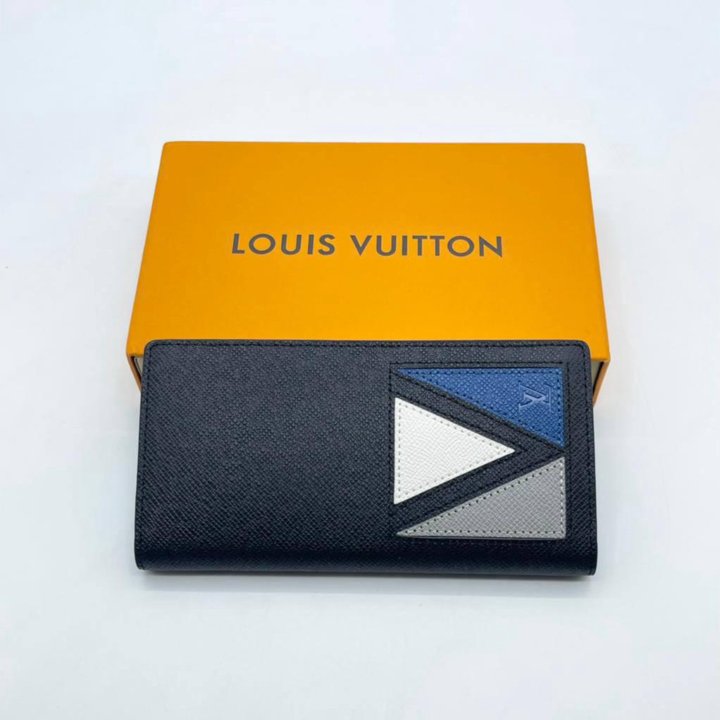 Кошелёк Louis Vuitton