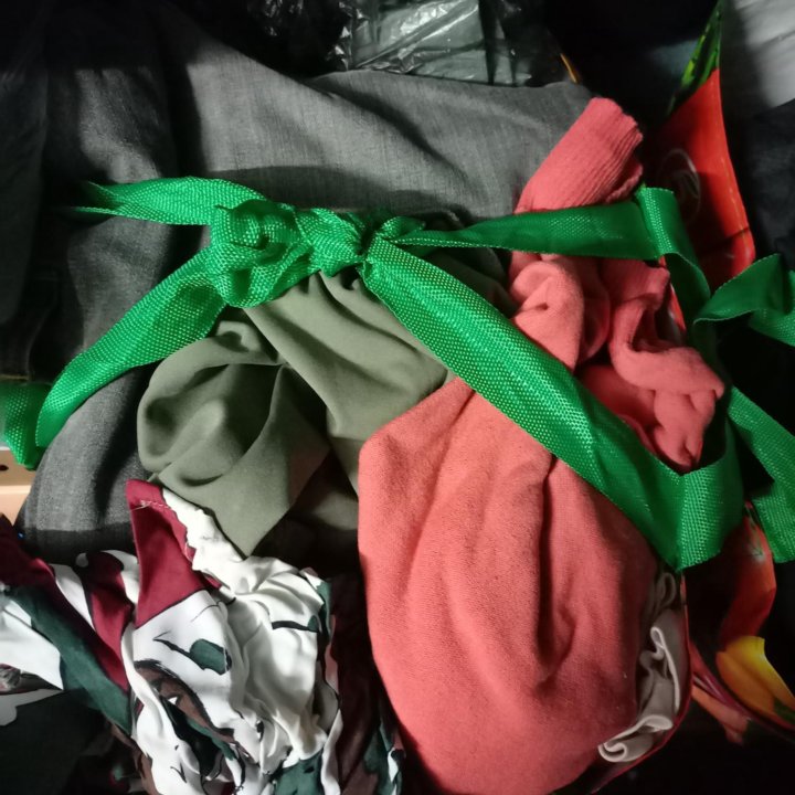 Джинсы пакетом