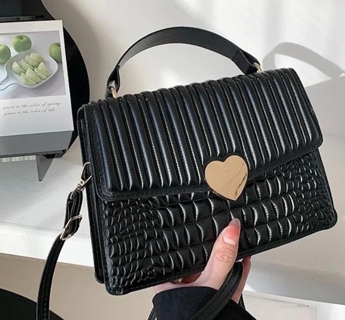 Черная сумка