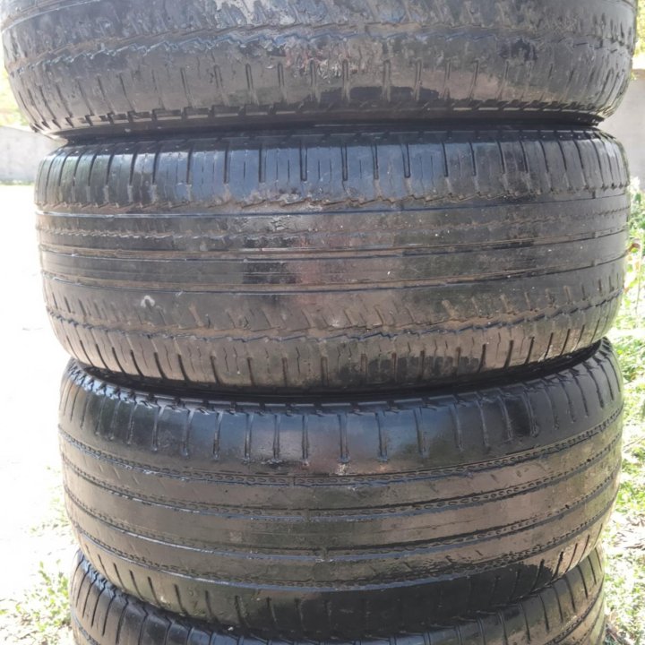 Nokian Hakka R17 265/65