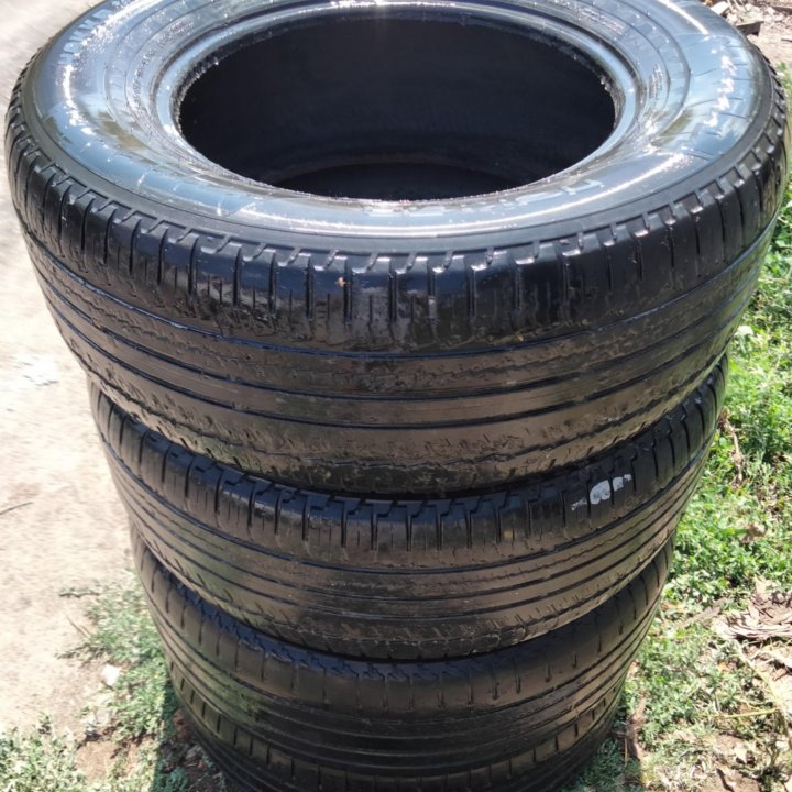 Nokian Hakka R17 265/65