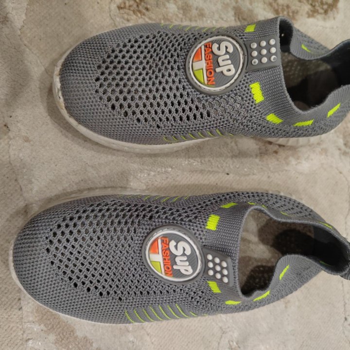 Кроссовки, кеды