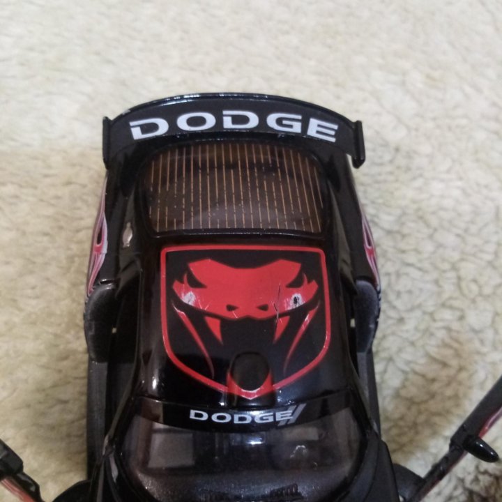 Машинка Dodge