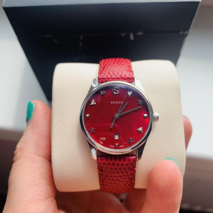 Часы Gucci