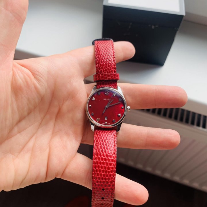 Часы Gucci