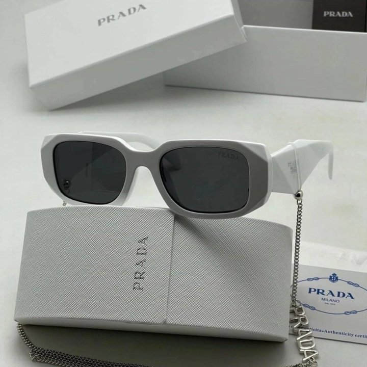 Очки Женские Prada????