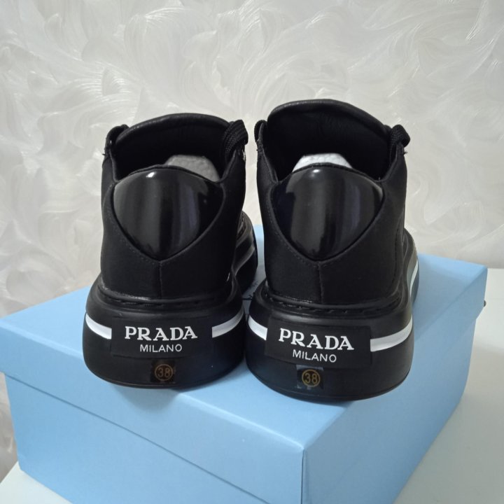 Кеды на платформе ПРАДА