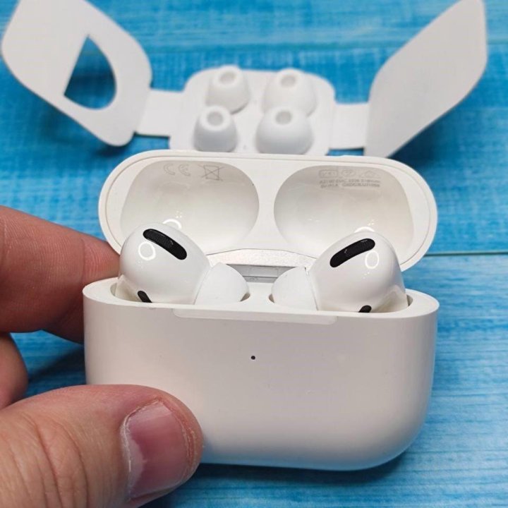 Наушники Apple AirPods Pro