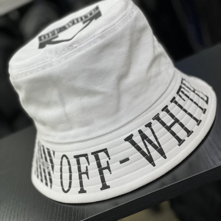 Панама Off-White