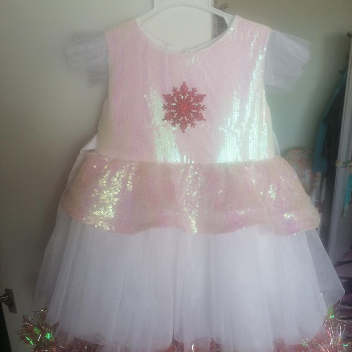 Нарядное платишко на девочку