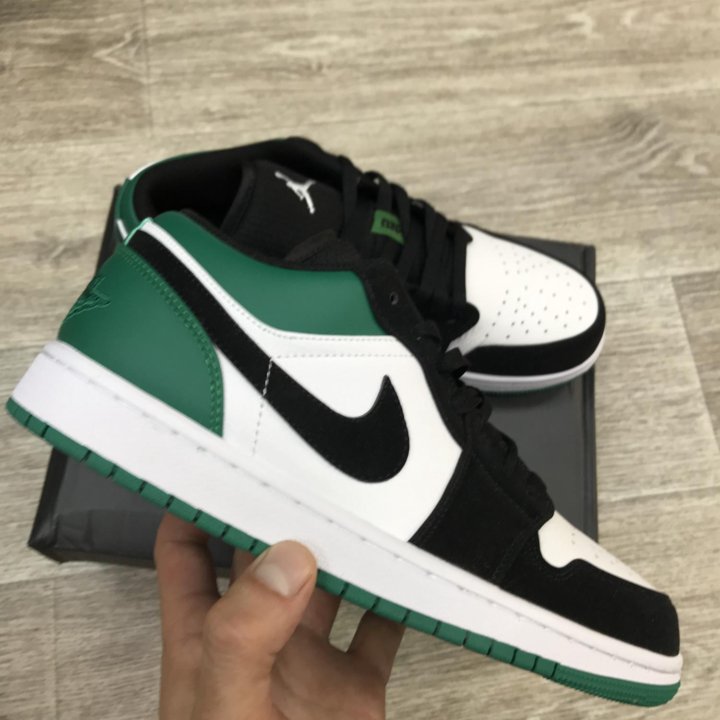 Кроссовки Nike Air Jordan 1 Mystic Green