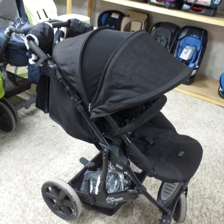 Немецкая коляска britax b-smart