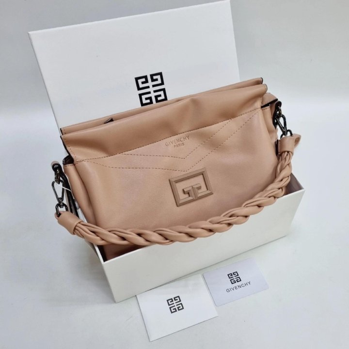 Сумки GIVENCHY ????