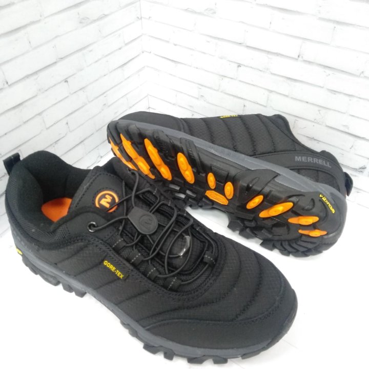 Утеплённые кроссовки Merrell