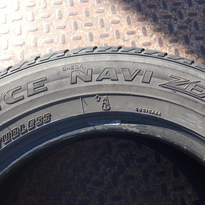 185/65 R-14 Goodyear