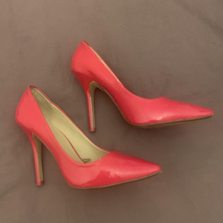 Туфли -лодочки