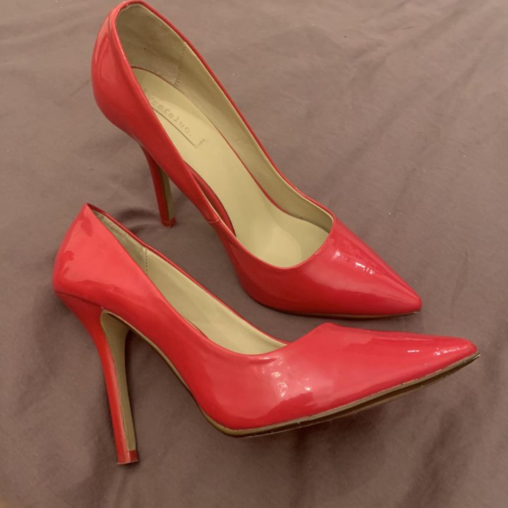 Туфли -лодочки