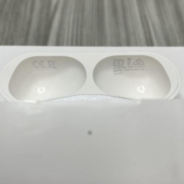 Airpods 3/airpods 2 premium + 2 чехла подарок