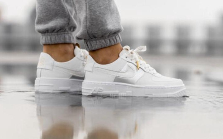 Nike Air Force pixel