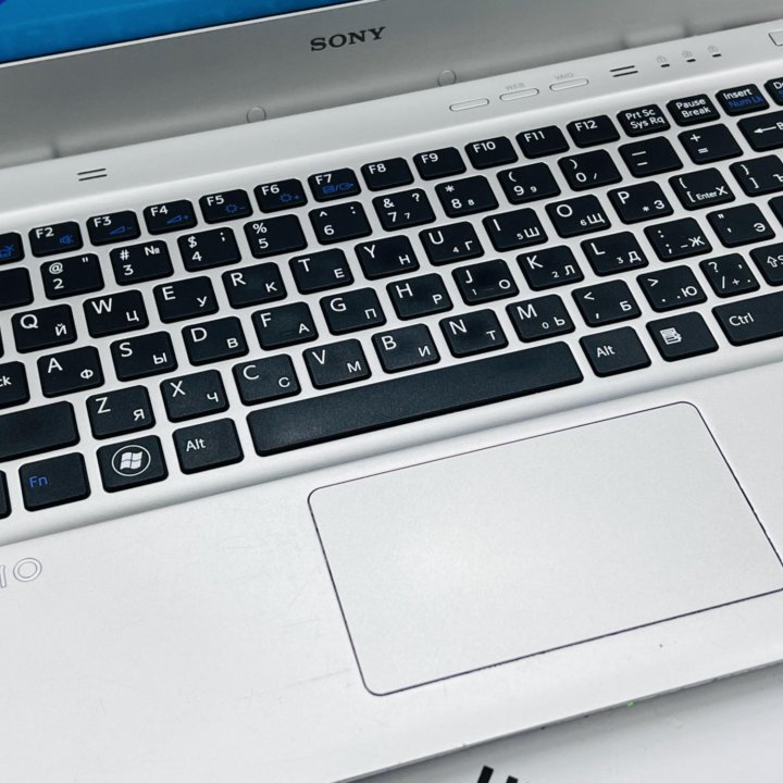 Ноутбук Sony Vaio 12