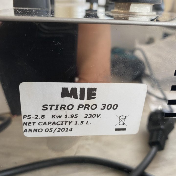 Парогенератор с утюгом Mie Stiro Pro 300