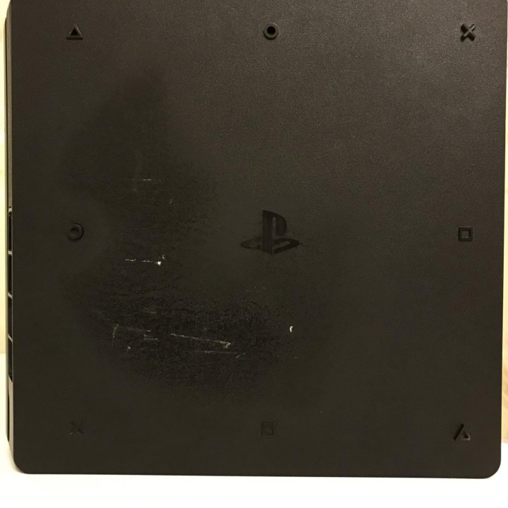 PS4 slim 1tb