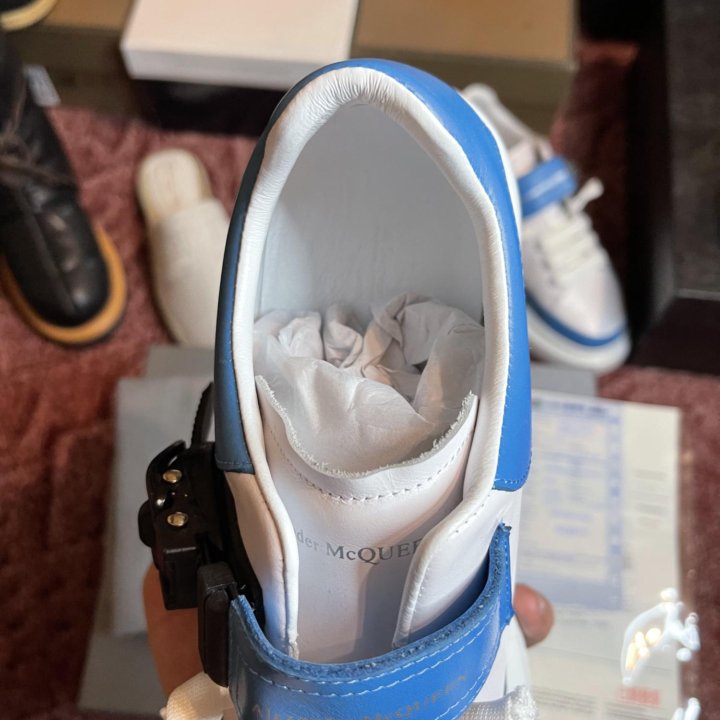 Кроссовки McQueen