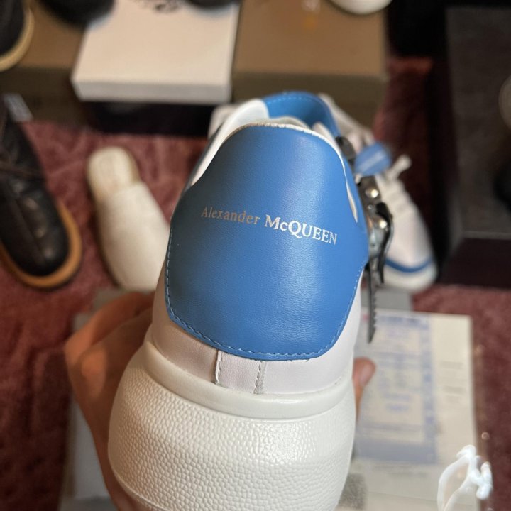 Кроссовки McQueen