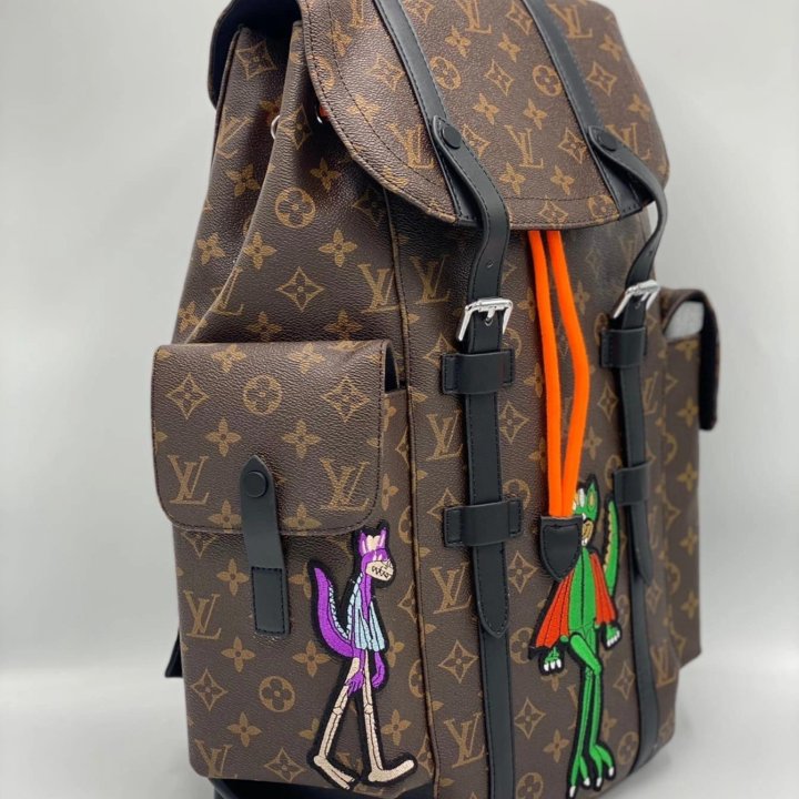 Рюкзаки LOUIS VUITTON ????