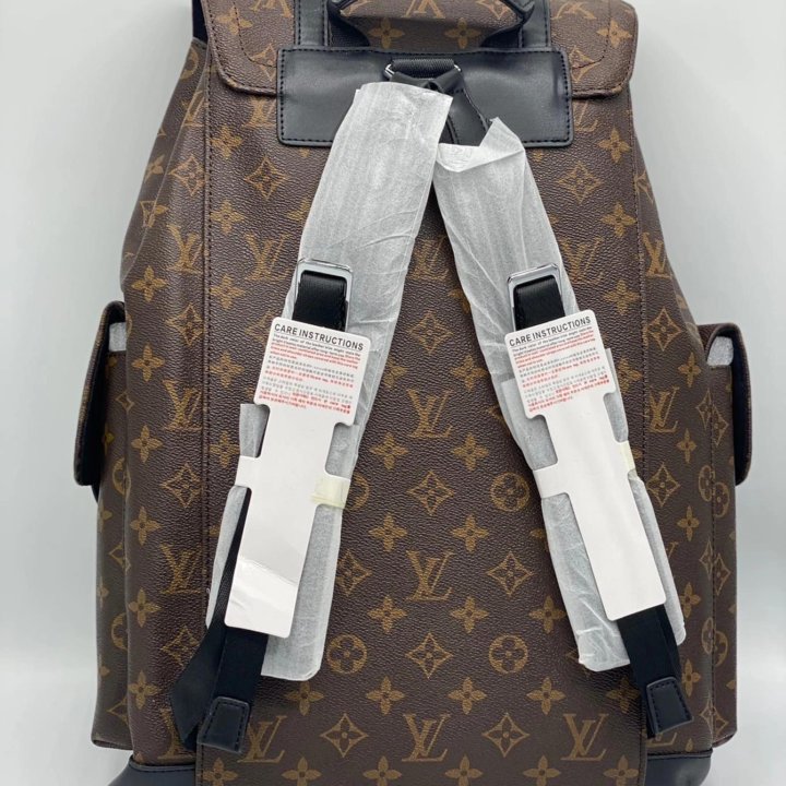 Рюкзаки LOUIS VUITTON ????