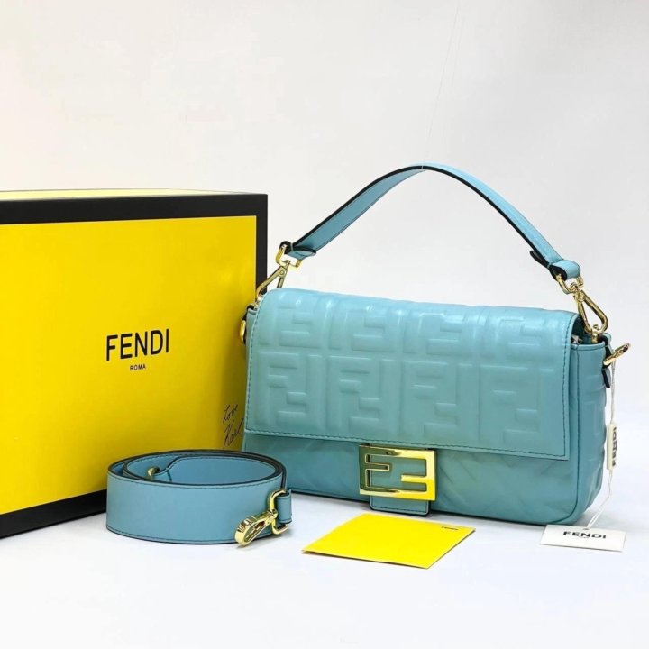 Кожаные сумки FENDI ????