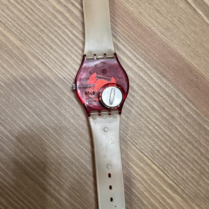 Часы швейцарские Swatch