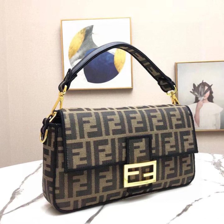 Сумка Fendi