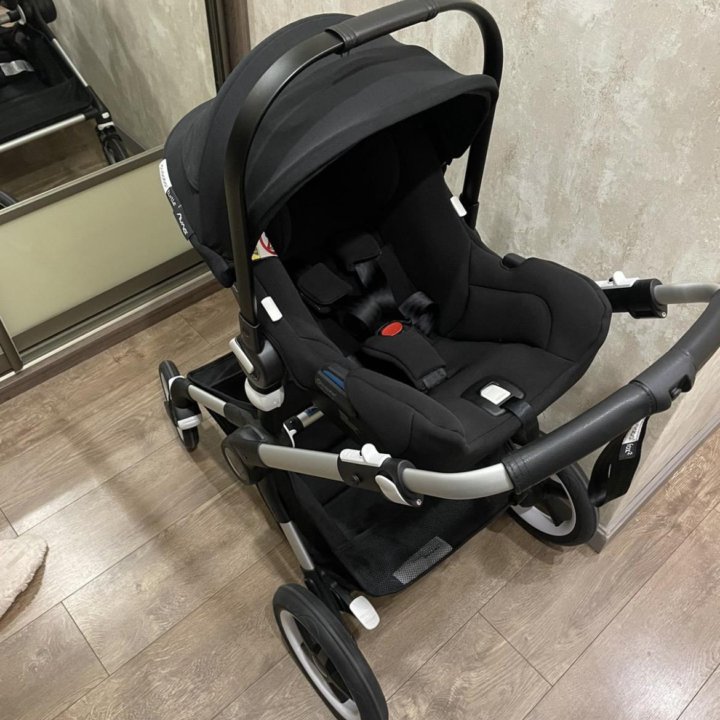 Автокресло Bugaboo+база isofix+адаптеры