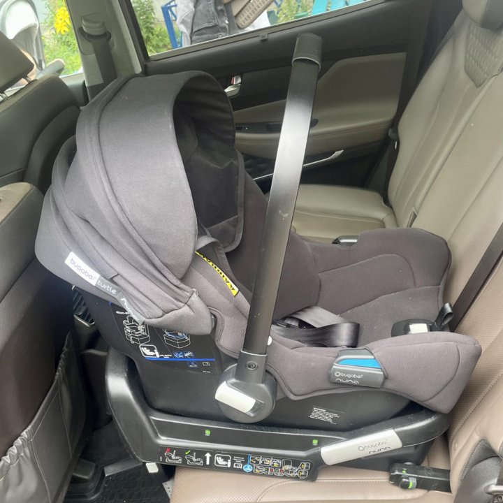 Автокресло Bugaboo+база isofix+адаптеры