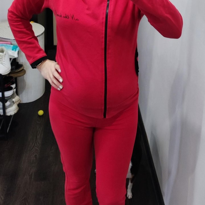 Красный спортивный костюм 44 р-р