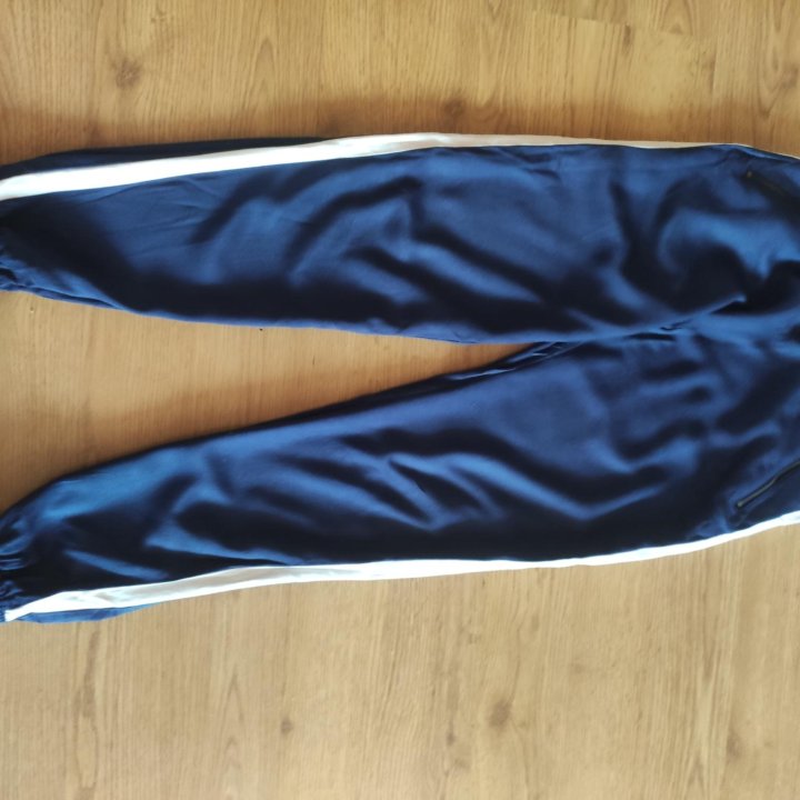 Штаны с ломпасами р.152