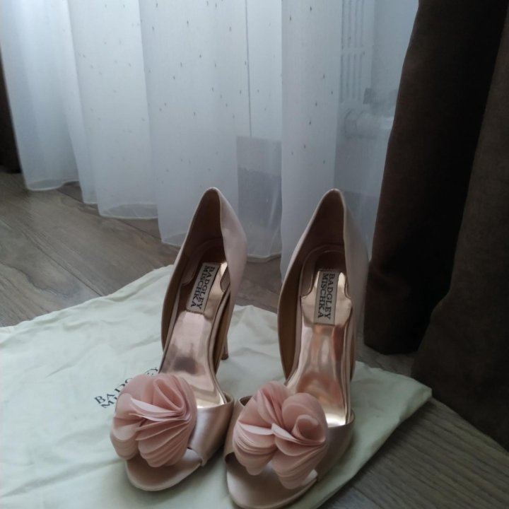 Туфли Badgey Mishka