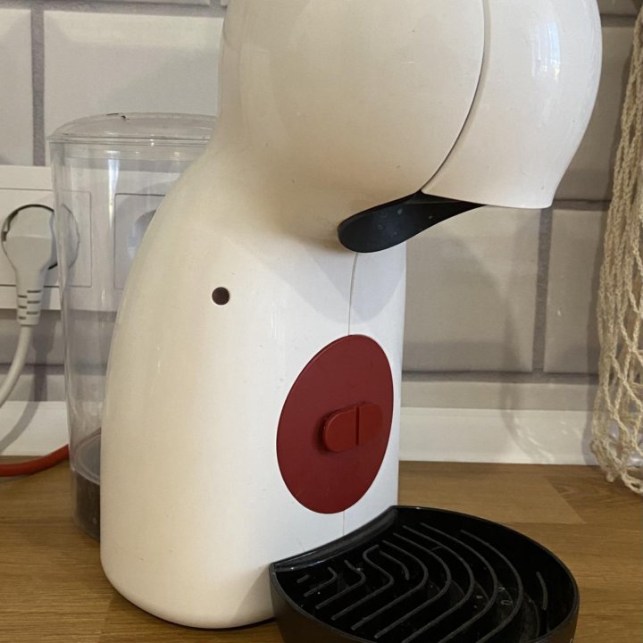 Капсульная кофемашина dolce gusto